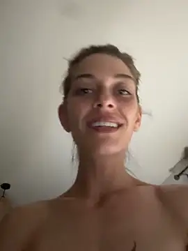 Sala de chat en directo de Bellalolahot