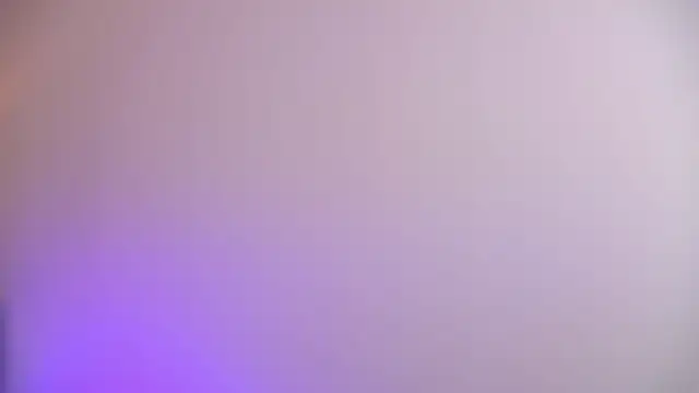 IrisMonn's Live Chat Room