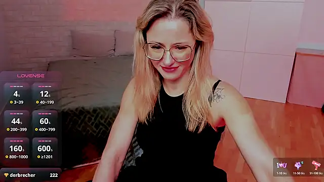 غرفة دردشة LadyIzabel المباشرة