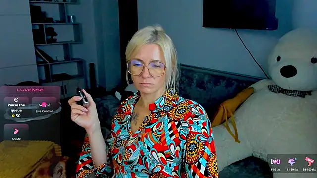 LadyIzabel 실시간 채팅방