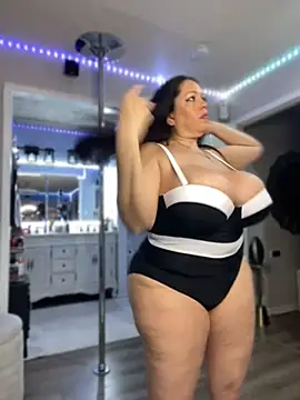 Chat ao vivo de curvyfunlover