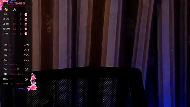 Laura_Bess Live Chatrum