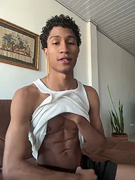 Show webcam porno en direct de Masterikee