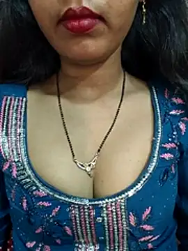 Sharmila-Singh লাইভ চ্যাট রুম