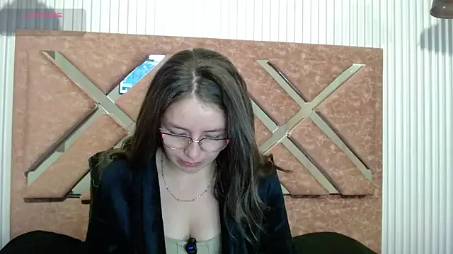 Živá chatovací místnost _isaabellaa