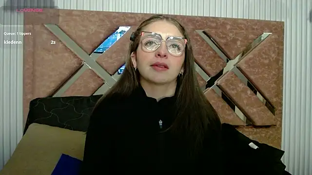 _isaabellaa Adlı Modelin Canlı Sohbet Odası