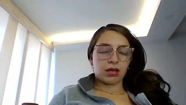 Sala de chat en directo de _isaabellaa