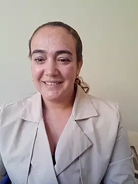 abril15- Adlı Modelin Canlı Sohbet Odası