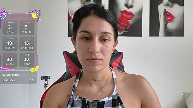 غرفة دردشة tammyandrade_ المباشرة