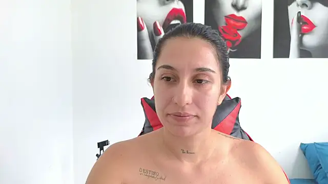 tammyandrade_'s Live Chat Room