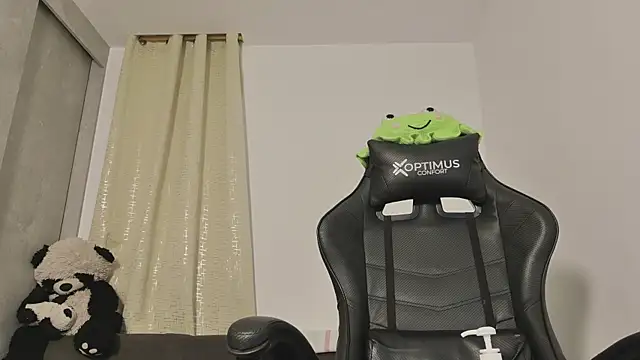 Sala de chat en directo de miss_valery2