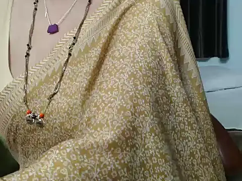 sunitha-3's Live Chat Room