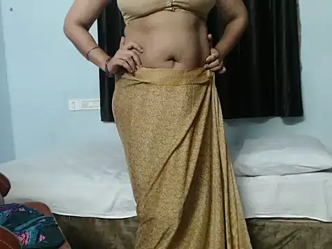 Sala de chat ao vivo de sunitha-3