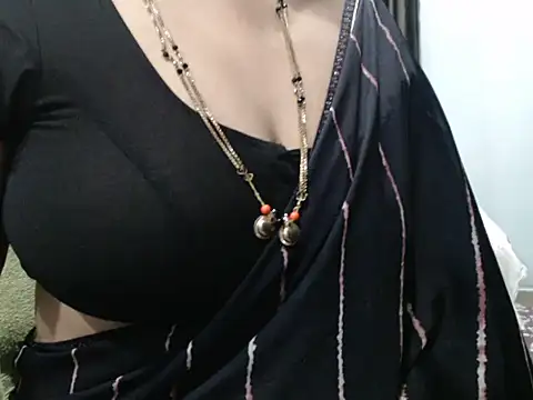 Sala de chat ao vivo de sunitha-3