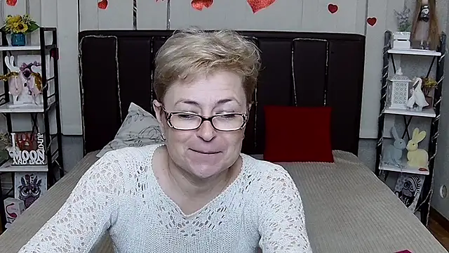 دردشة EmiliaGree الجنسية المباشرة