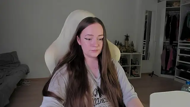 Živá chatovací místnost WalkingGirl