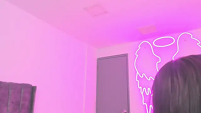 silvana__miller 即時聊天室