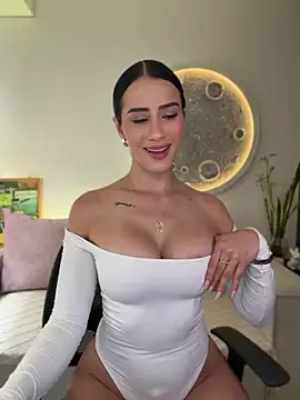 SarahhSmitth1: δωμάτιο απευθείας συνομιλίας