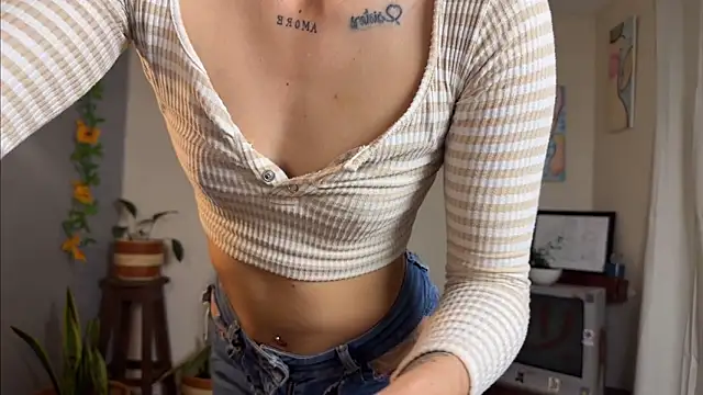 Sala de chat ao vivo de Tomoe_b