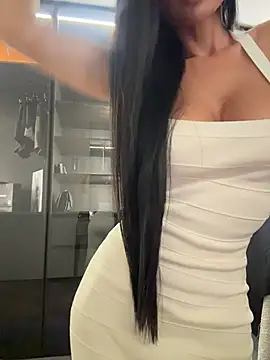 Živá chatovací místnost HotNicoleX
