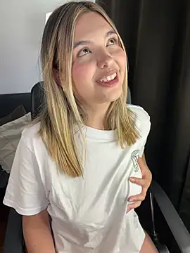 Odett_'s Live Chat Room
