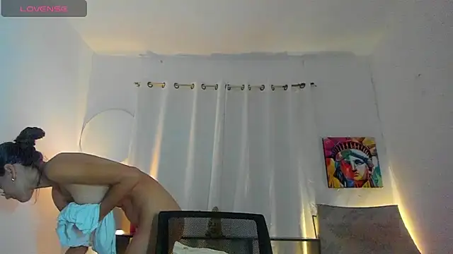 Pokój czatu na żywo – Sophie_sweett19
