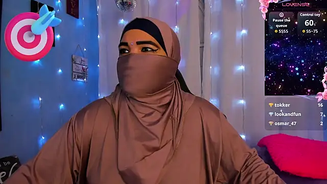 Falak-Yasinn Live chat-huone
