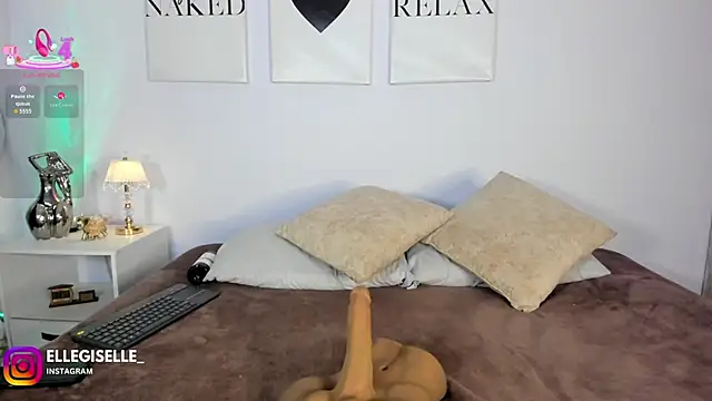 ElleGisellee Cameră chat live
