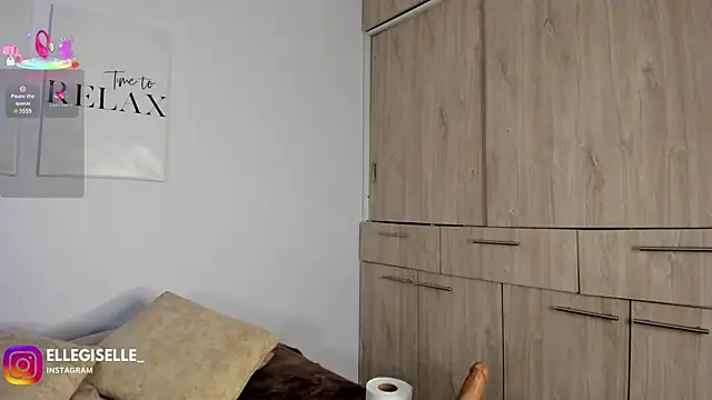 Živá chatovací místnost ElleGisellee
