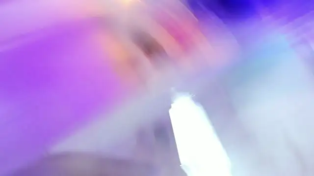 חדר צ'אט בשידור חי של Martina_Miiller