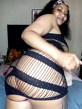 quenliyasa Live Chatraum