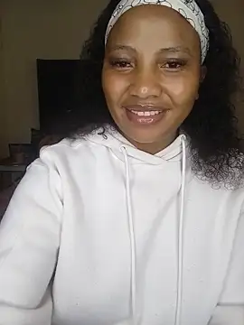 quenliyasa live-chat rom