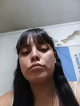 lucylovles' Live Chat Room