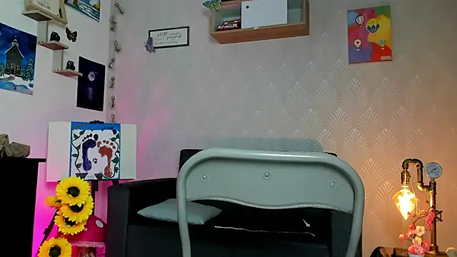Phòng Chat Trực Tiếp Alaia_Love77