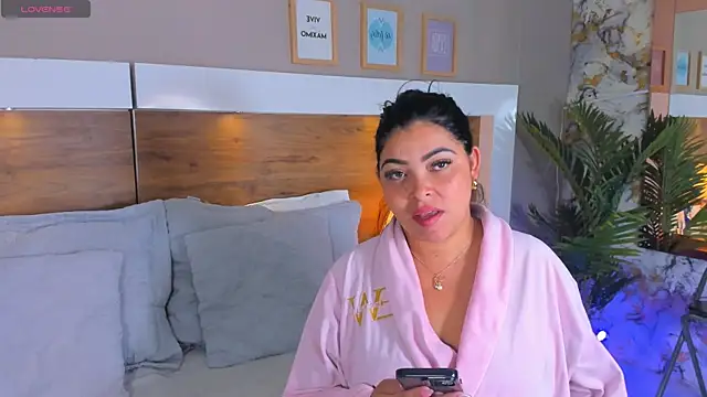 EmaBakker Cameră chat live