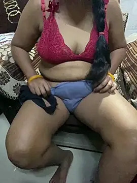 Meera_xxx's Live Chat Room