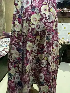 Meera_xxx Live Chatraum