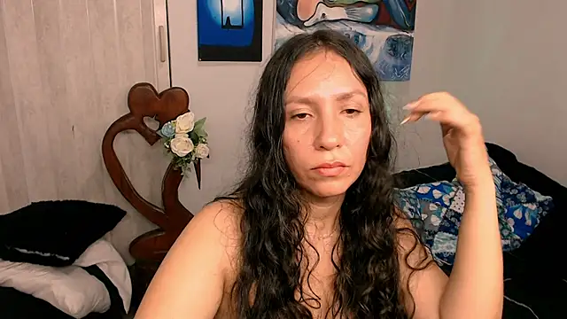 Sala de chat en directo de naihroby