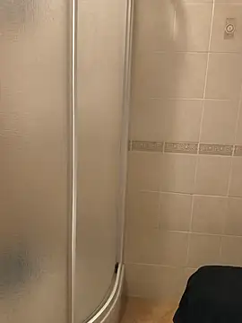חדר צ'אט בשידור חי של Lavicina