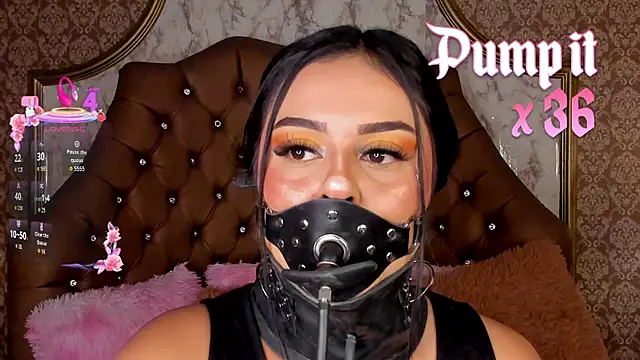 SoffiQueen Cameră chat live