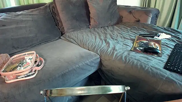 LaraStone69 Live Chatraum