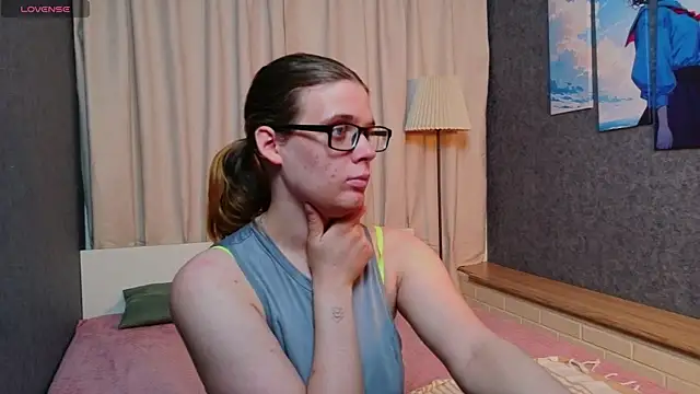 KIKI_Krash Live Chatrum
