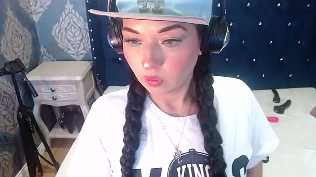 Sofiacowperx 실시간 채팅방
