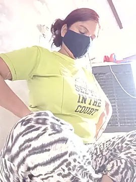 illay_love Adlı Modelin Canlı Sohbet Odası