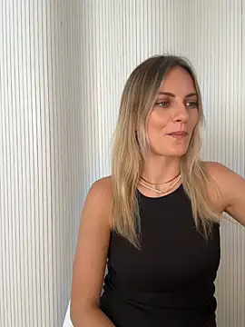 Živá chatovací místnost Milla__one