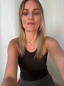 Milla__one 现场聊天室