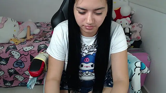 kayla_k18's Live Chat Room