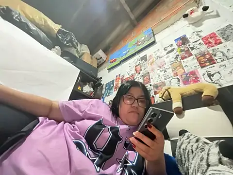 Živá chatovací místnost violeta_818