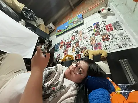 Phòng Chat Trực Tiếp violeta_818