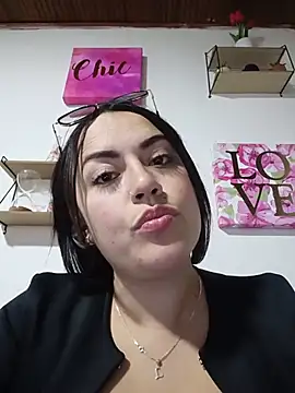 Онлайн чат Lesly_10-